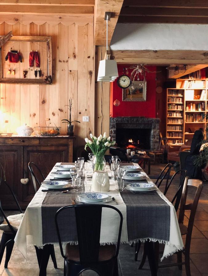 La Grande Ourse Bed & Breakfast กอมปอง ภายนอก รูปภาพ